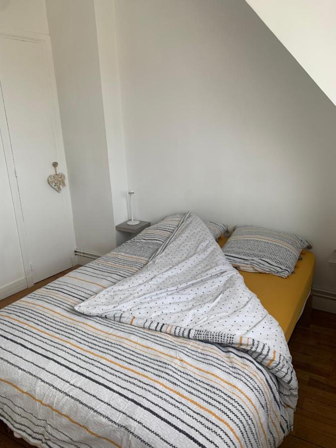 Apartamento Le Logis De La Marina Calais Exterior foto