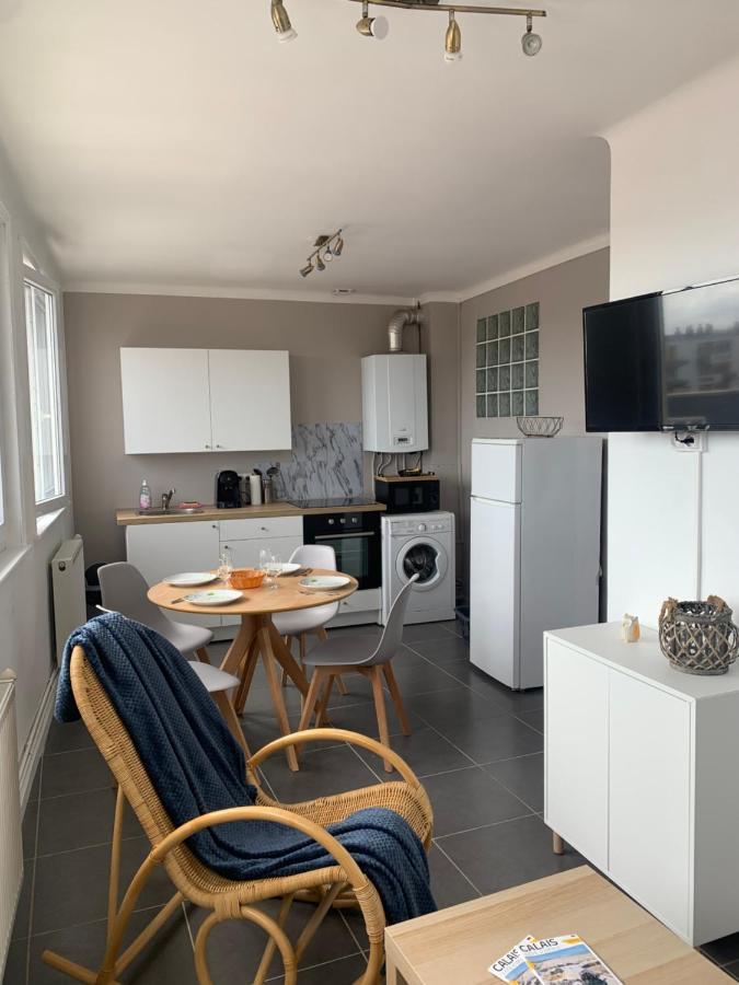 Apartamento Le Logis De La Marina Calais Exterior foto